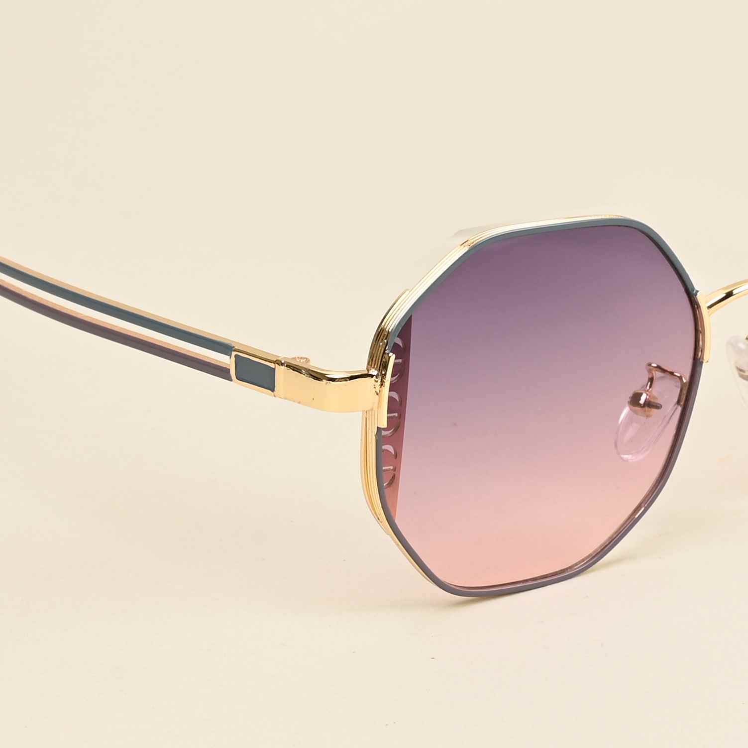 Idor 2473 Gold