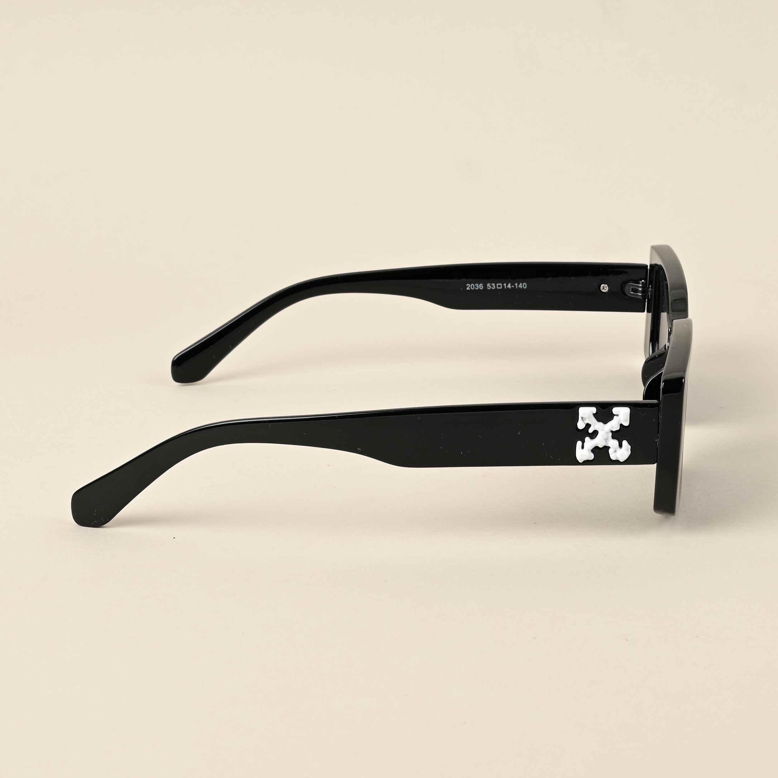 Idor 2036 Black