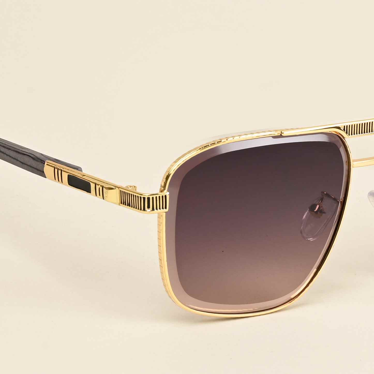 Idor 2524 Gold