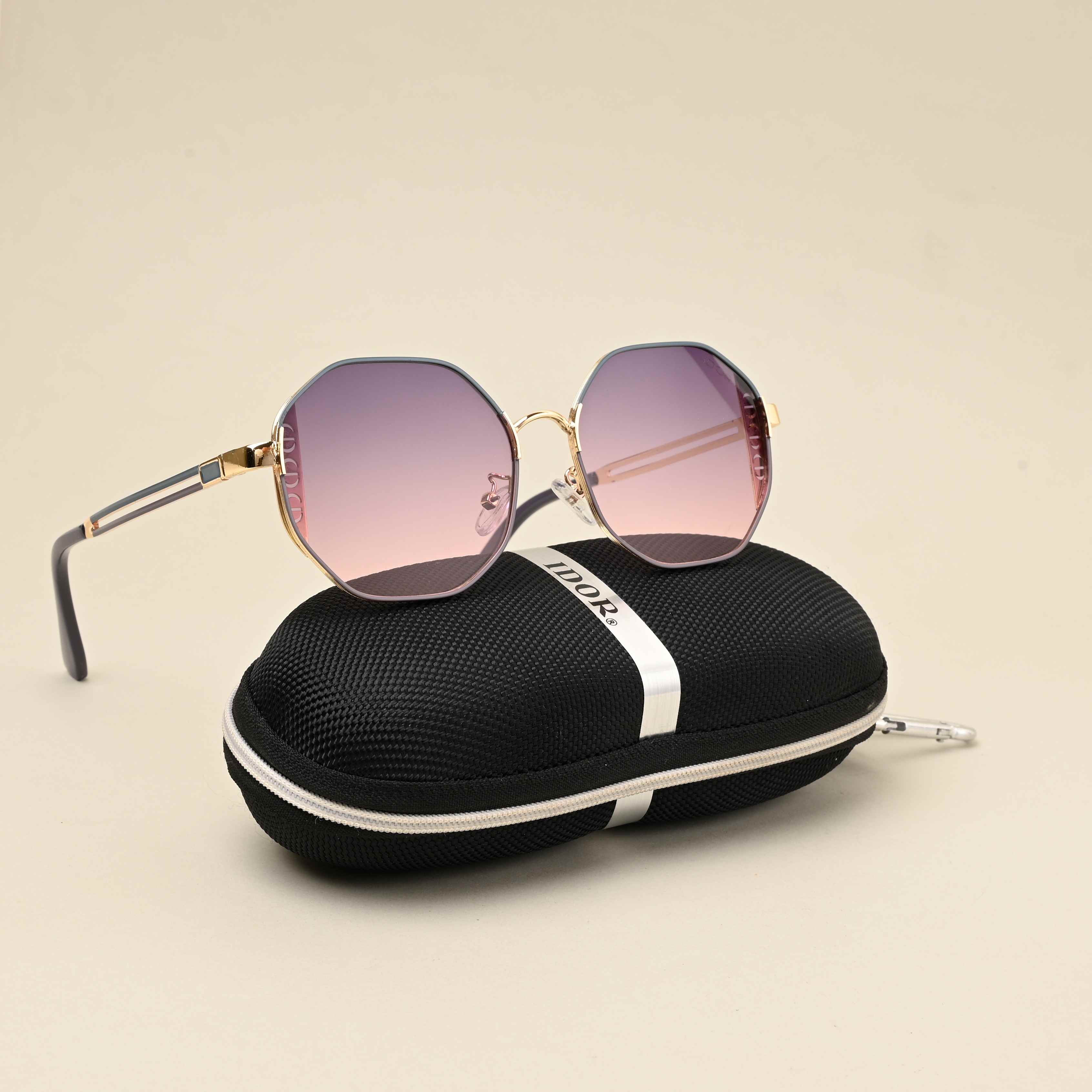 Idor 2473 Gold