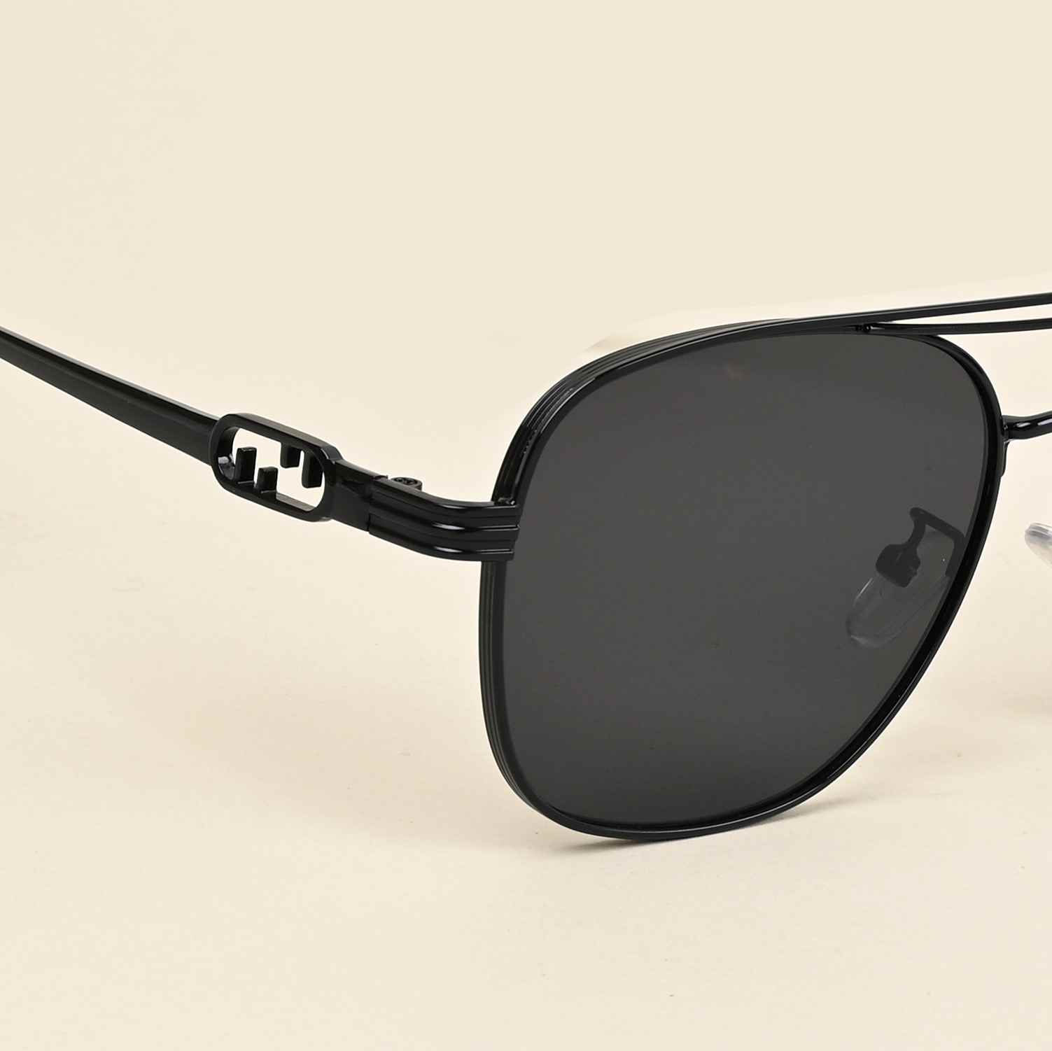 Idor 2466 Black