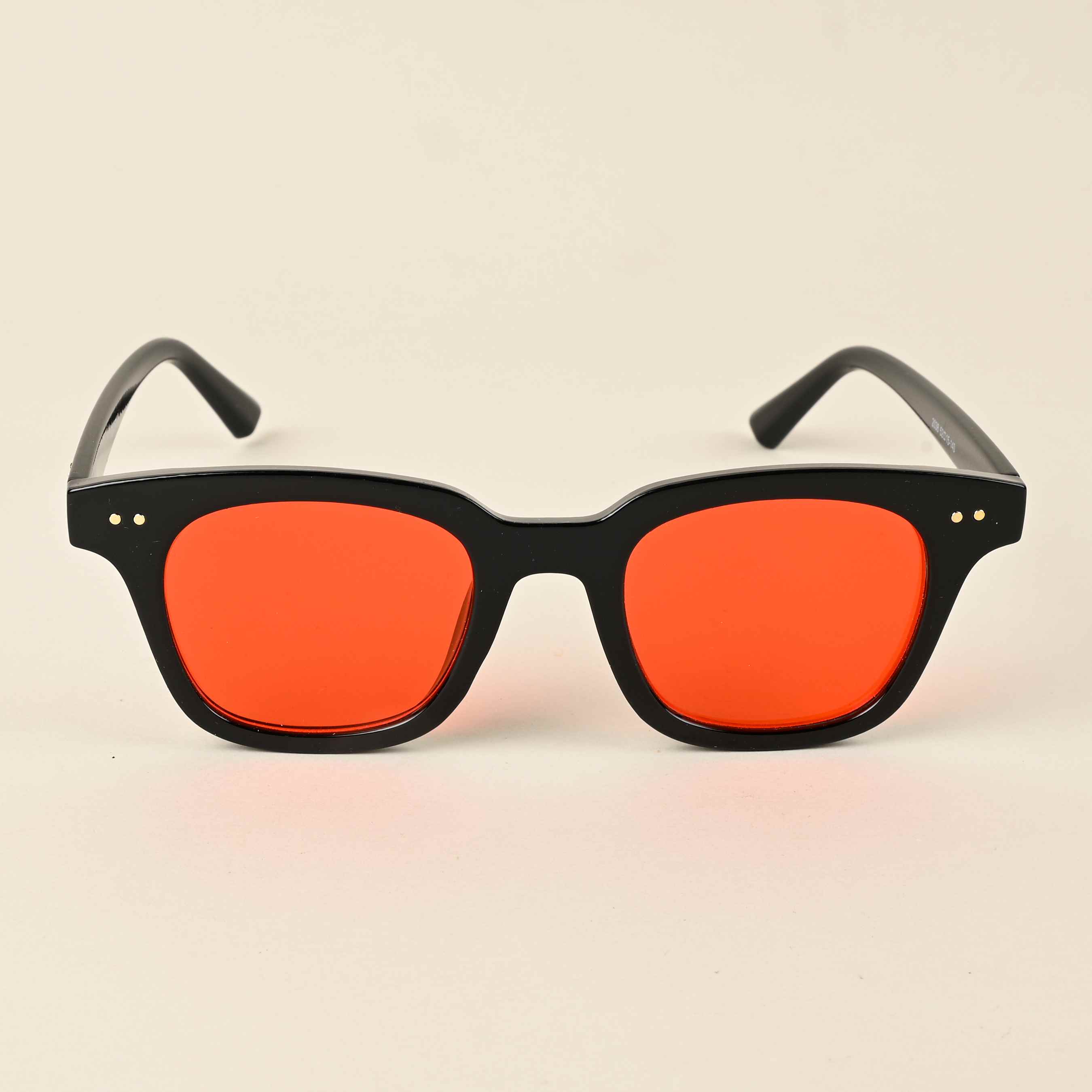 Idor 2038 Black/Red