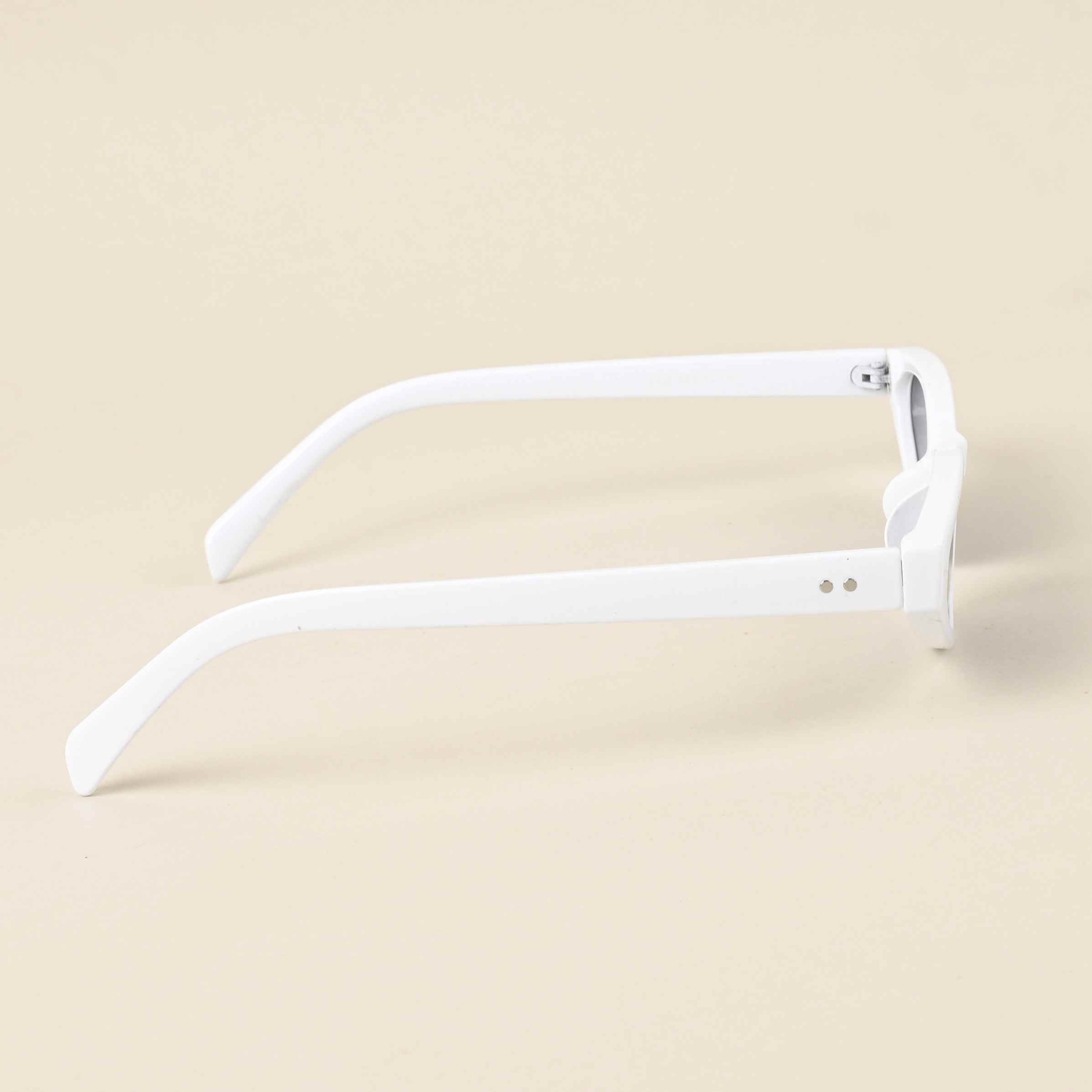 Idor 2108 White