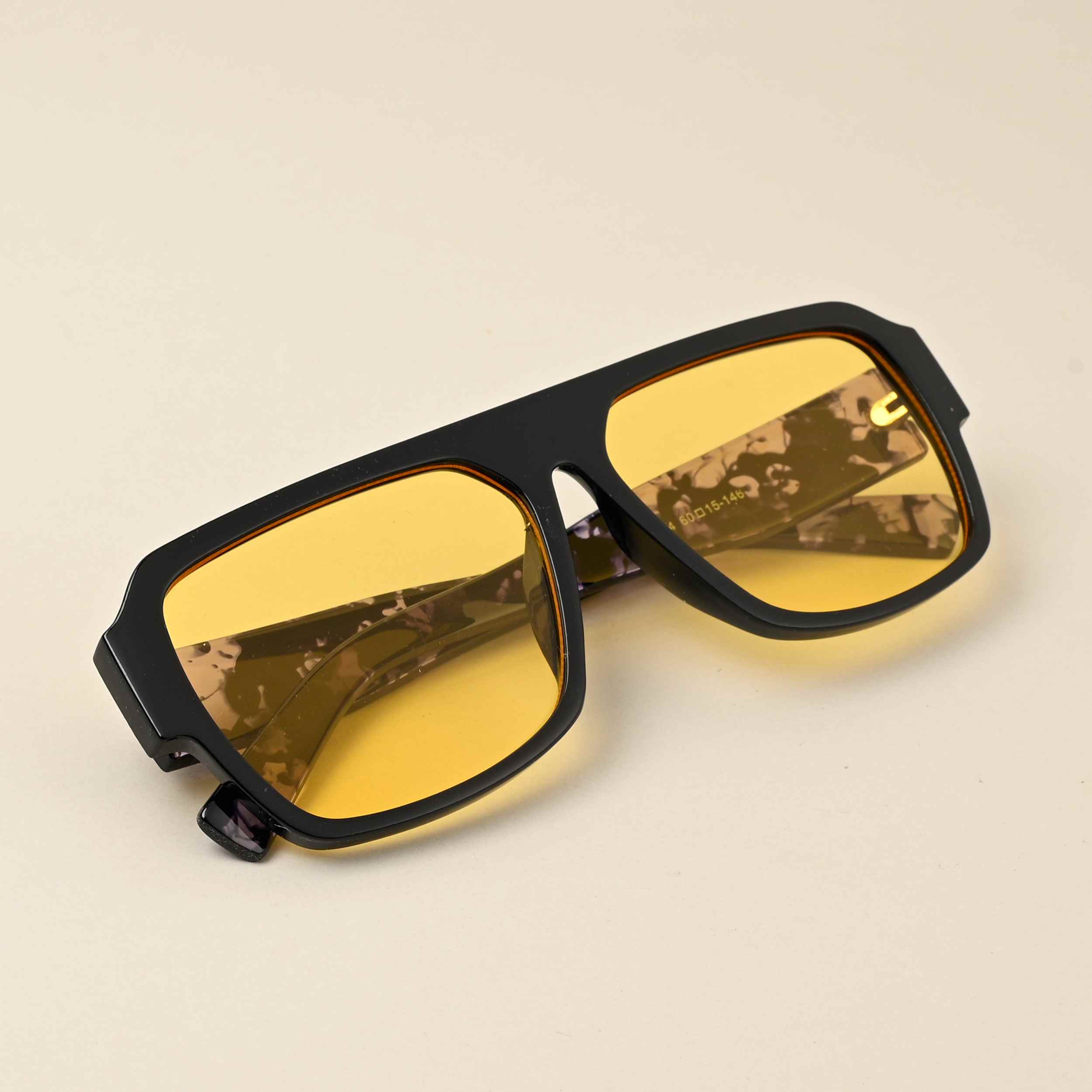 Idor 2104 Black/Yellow