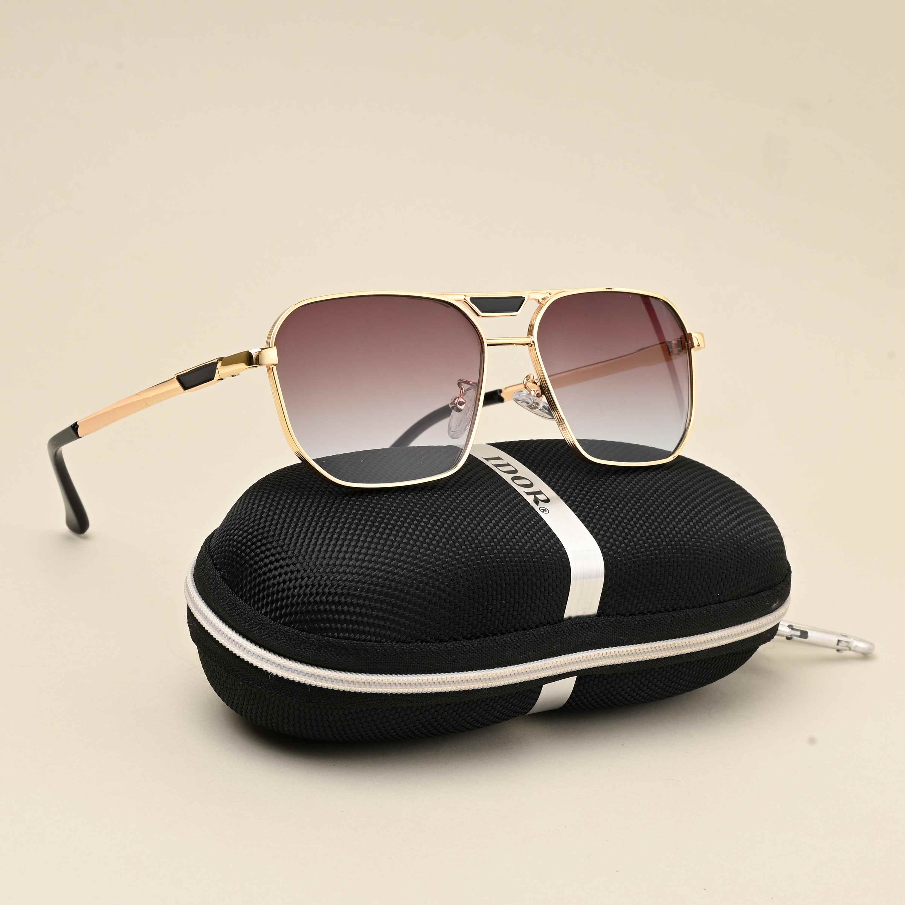 Idor 2448 Gold