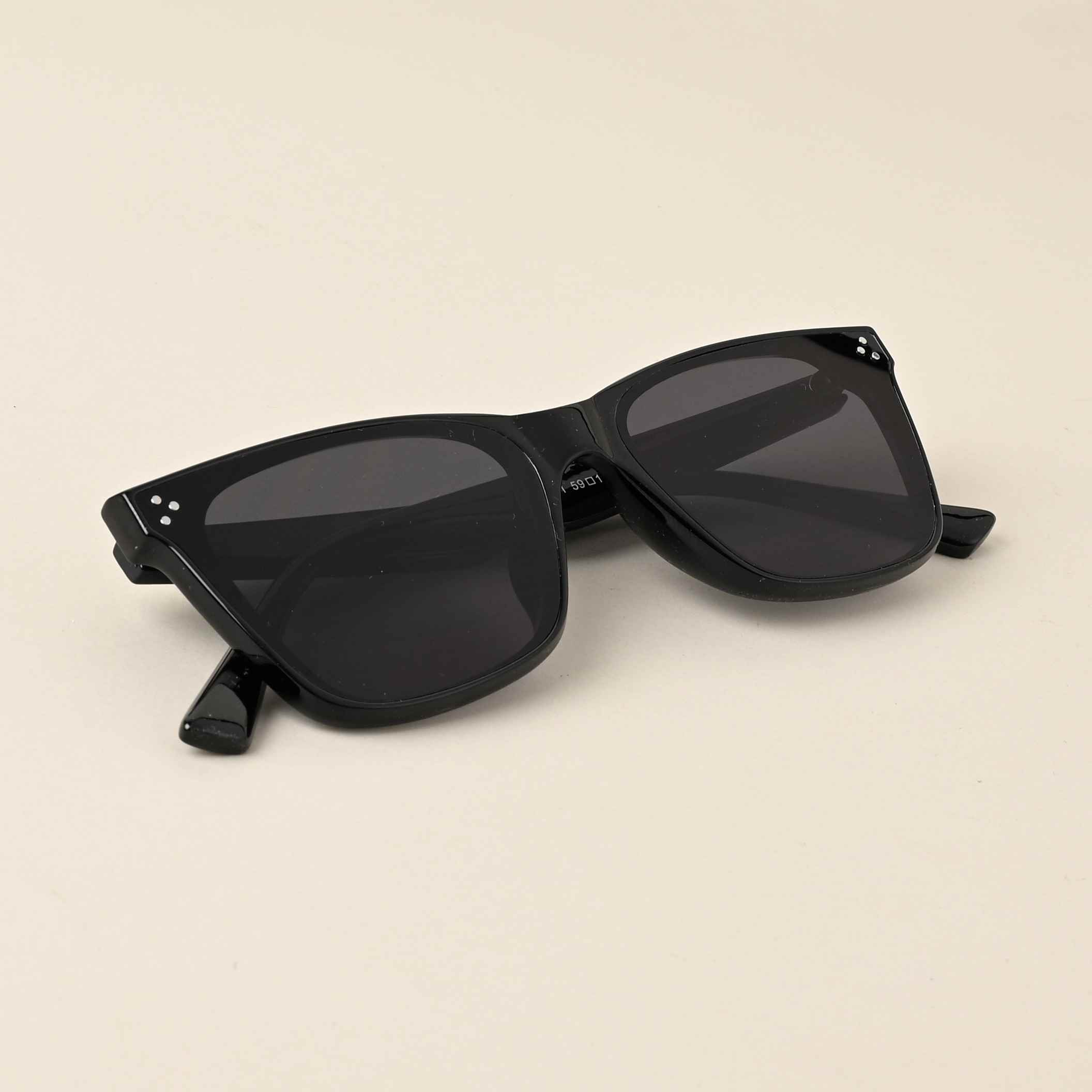 Idor 2041 Black