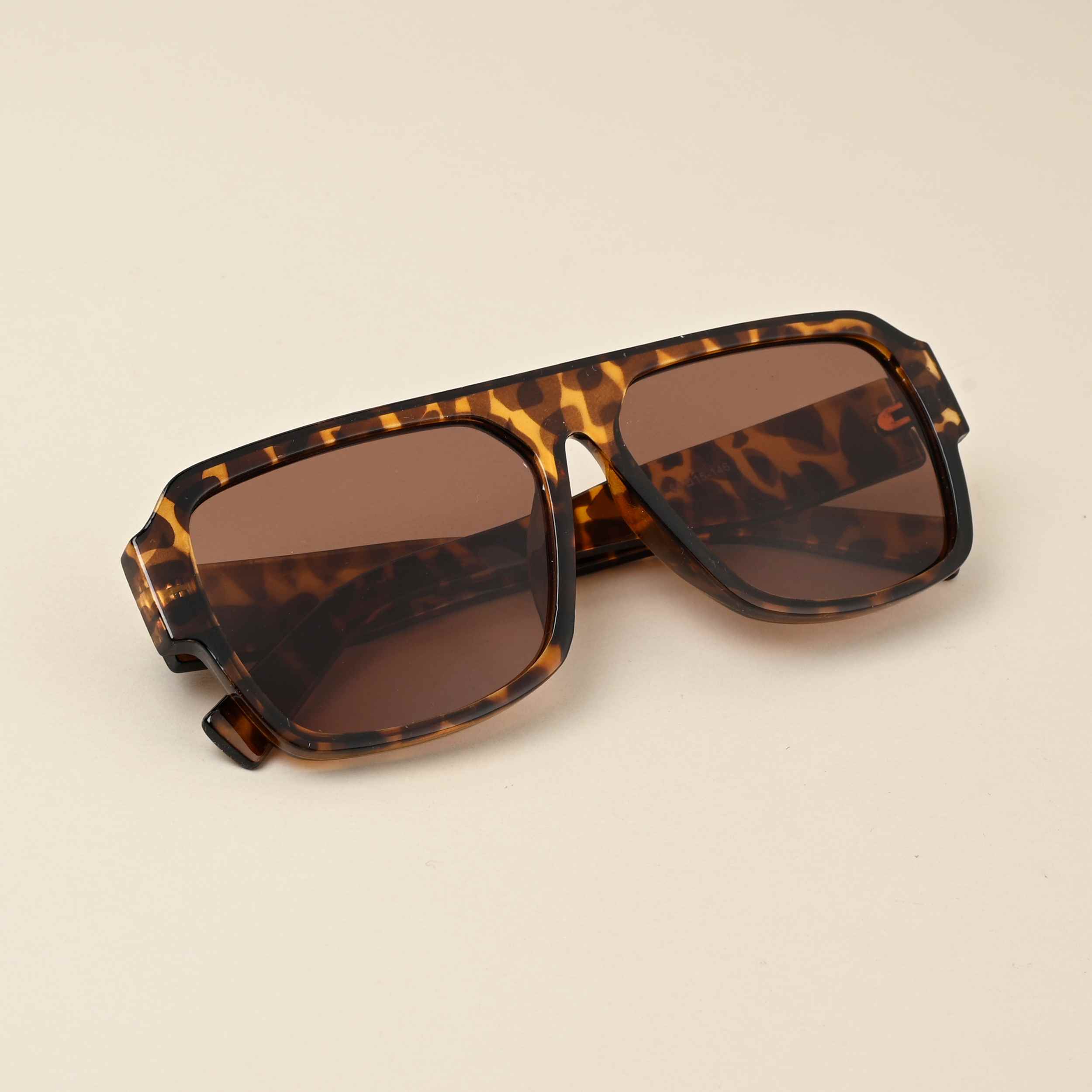 Idor 2104 Brown