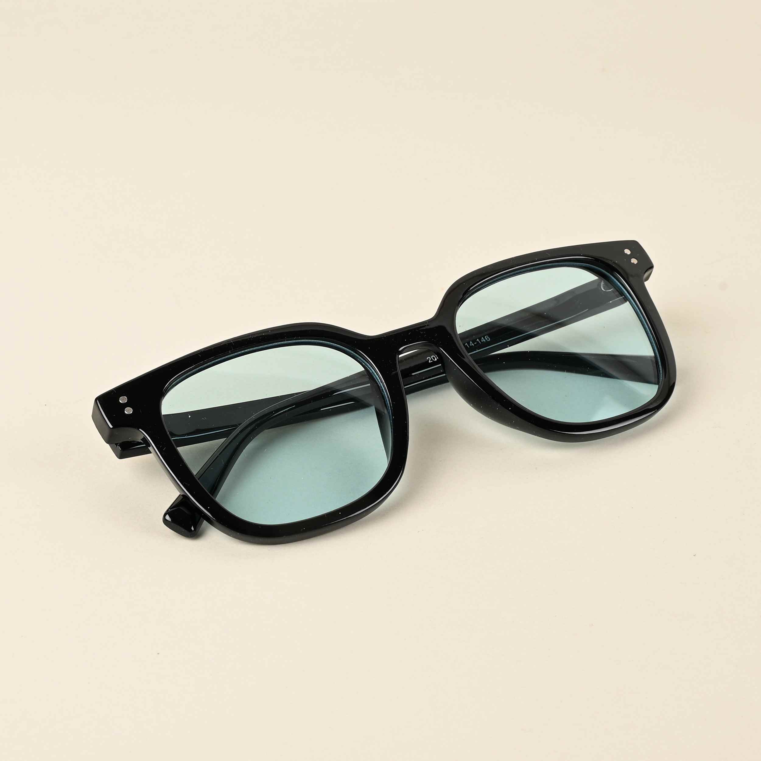 Idor 2085 Black