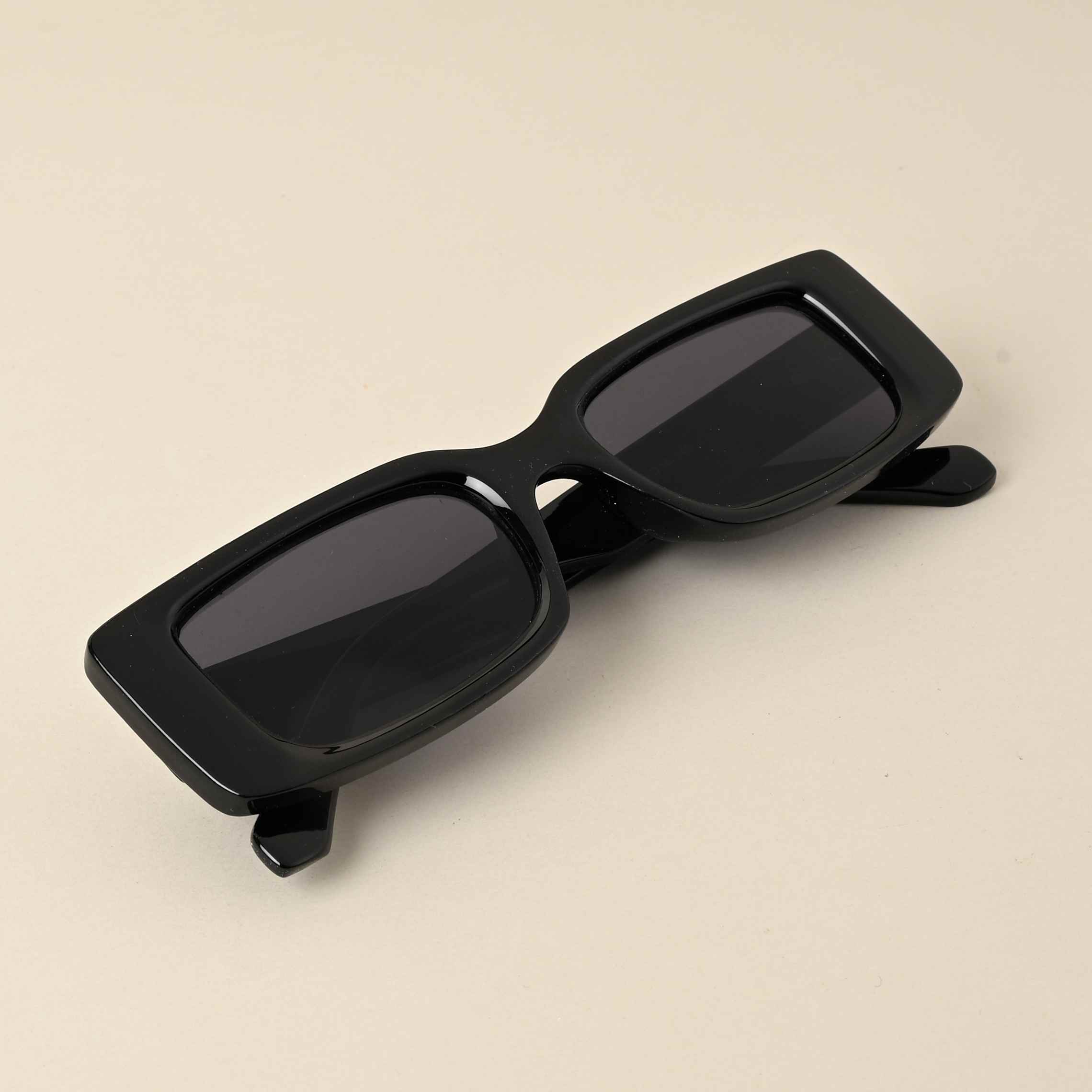 Idor 2036 Black