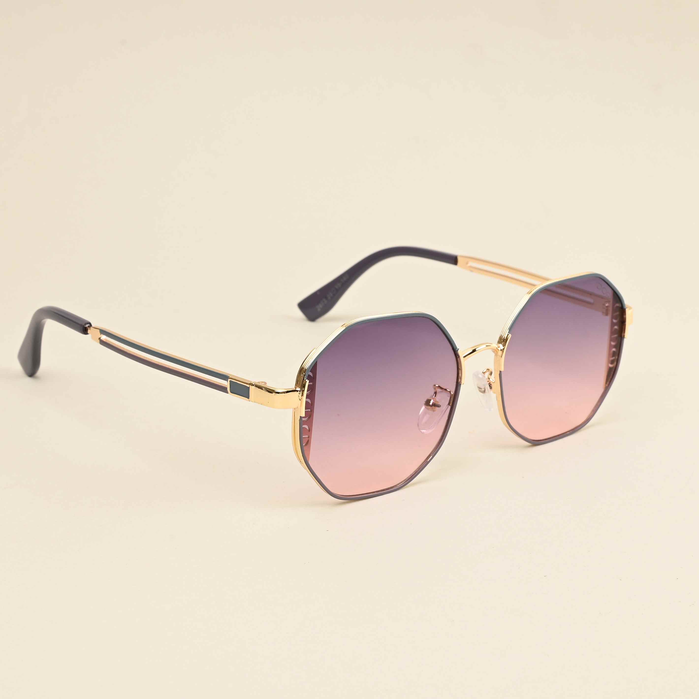 Idor 2473 Gold