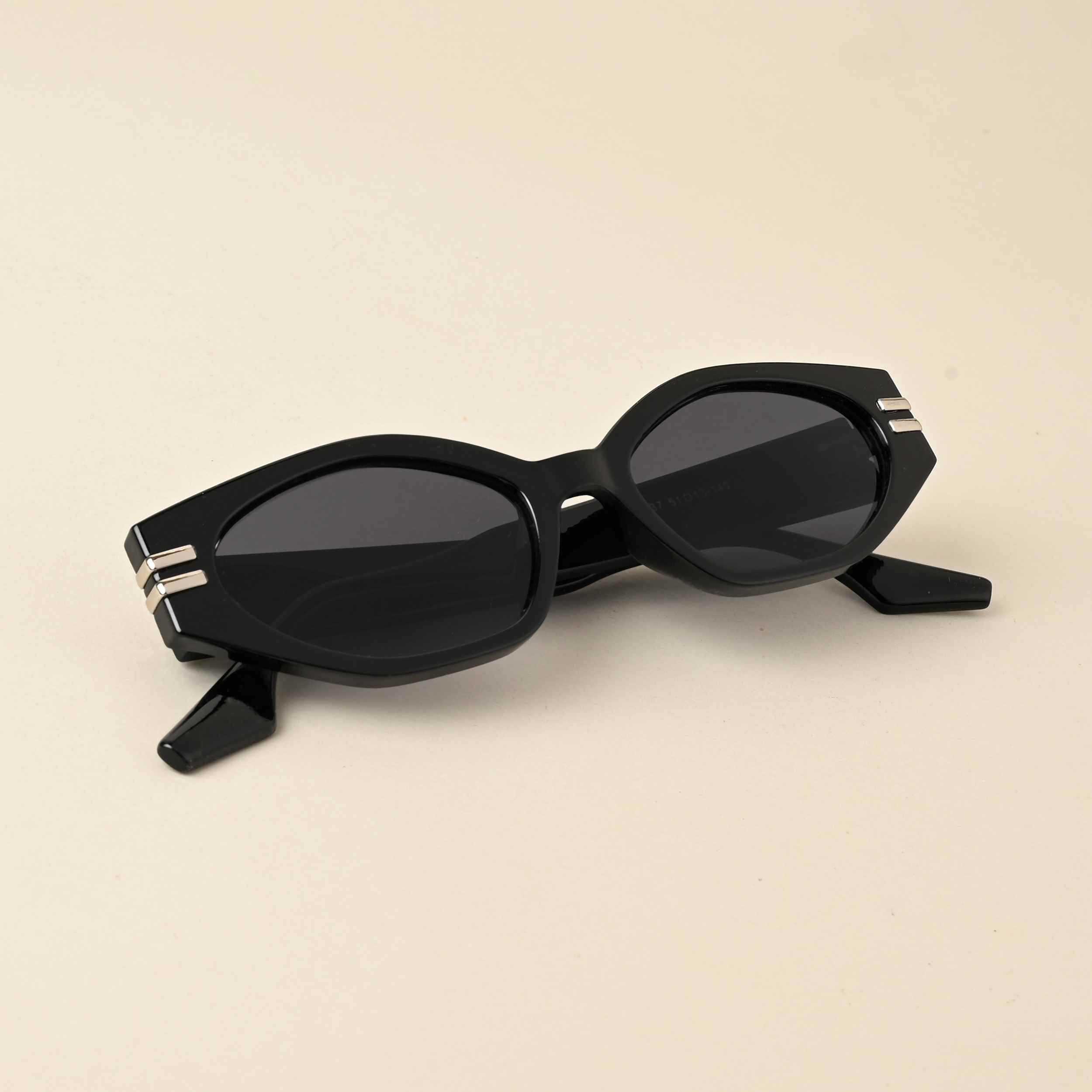 Idor 2037 Black